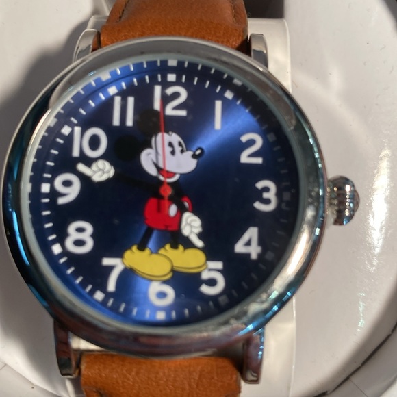 Mickey Mouse watch - Picture 2 of 6